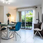 Résidence Rez-de-jardin Palm Beach, Piscine, Plages à Pied - Rez-de-jardin Palm Beach, Piscine, Plages à Pied Mae-1753 Appartement *