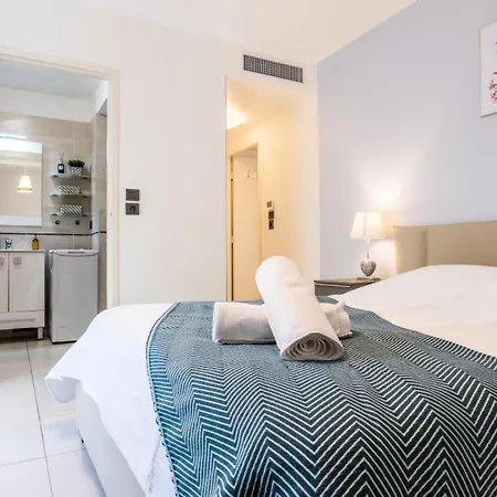 Appartement Résidence Rez-de-jardin Palm Beach, Piscine, Plages à Pied - Rez-de-jardin Palm Beach, Piscine, Plages à Pied Mae-1753