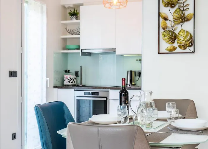 Rez-de-jardin Palm Beach, Piscine, Plages A Pied - Rez-de-jardin Palm Beach, Piscine, Plages A Pied Mae-1753 Apartment Cannes