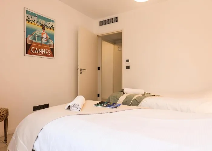 Rez-de-jardin Palm Beach, Piscine, Plages A Pied - Rez-de-jardin Palm Beach, Piscine, Plages A Pied Mae-1753 * Cannes