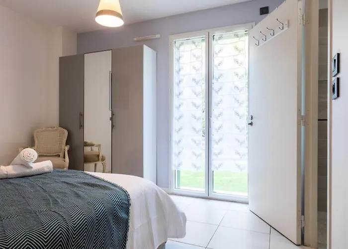 Rez-de-jardin Palm Beach, Piscine, Plages A Pied - Rez-de-jardin Palm Beach, Piscine, Plages A Pied Mae-1753 Apartment Cannes