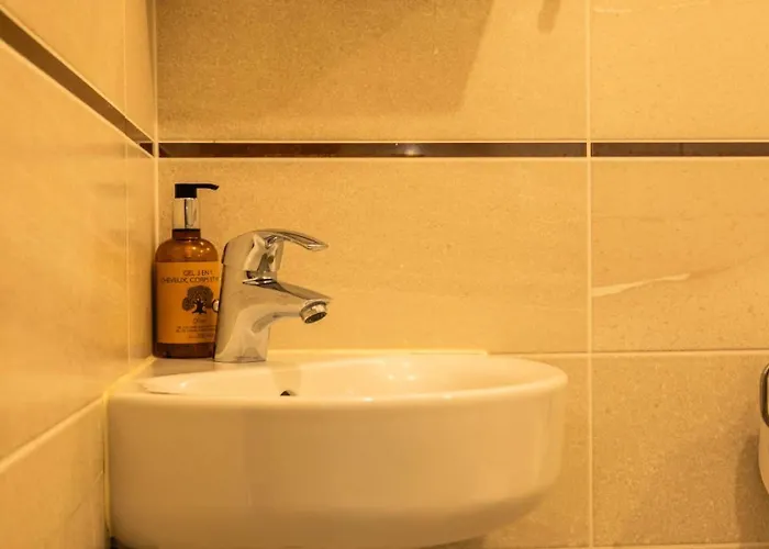 Rez-de-jardin Palm Beach, Piscine, Plages A Pied - Rez-de-jardin Palm Beach, Piscine, Plages A Pied Mae-1753 Cannes