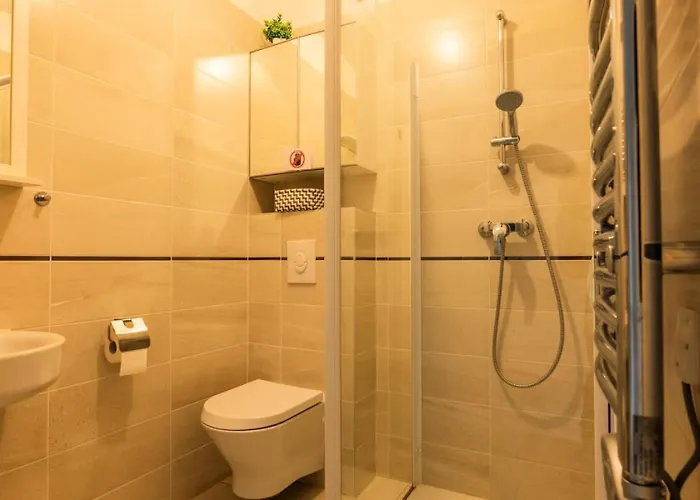 Rez-de-jardin Palm Beach, Piscine, Plages A Pied - Rez-de-jardin Palm Beach, Piscine, Plages A Pied Mae-1753 Apartment Cannes